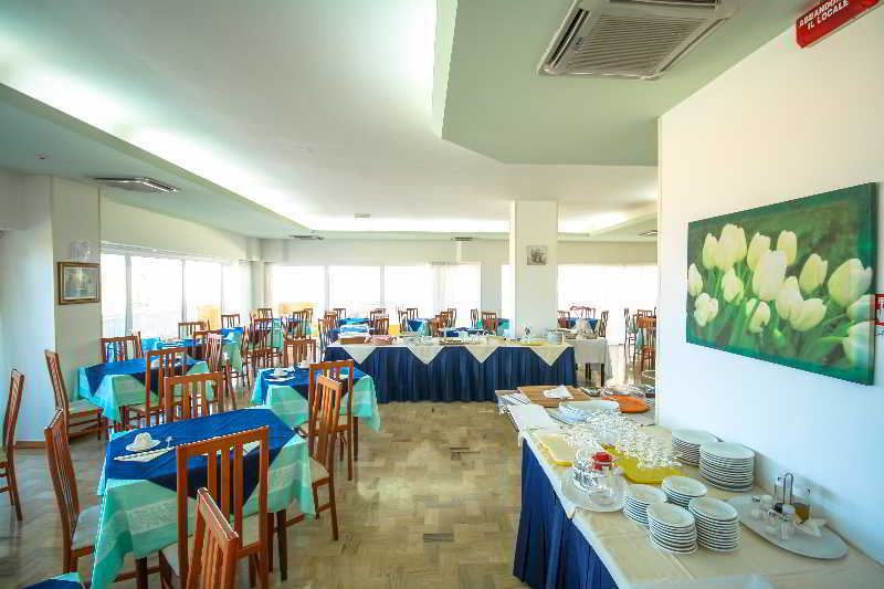 Hotel Carnaby ريميني المظهر الخارجي الصورة